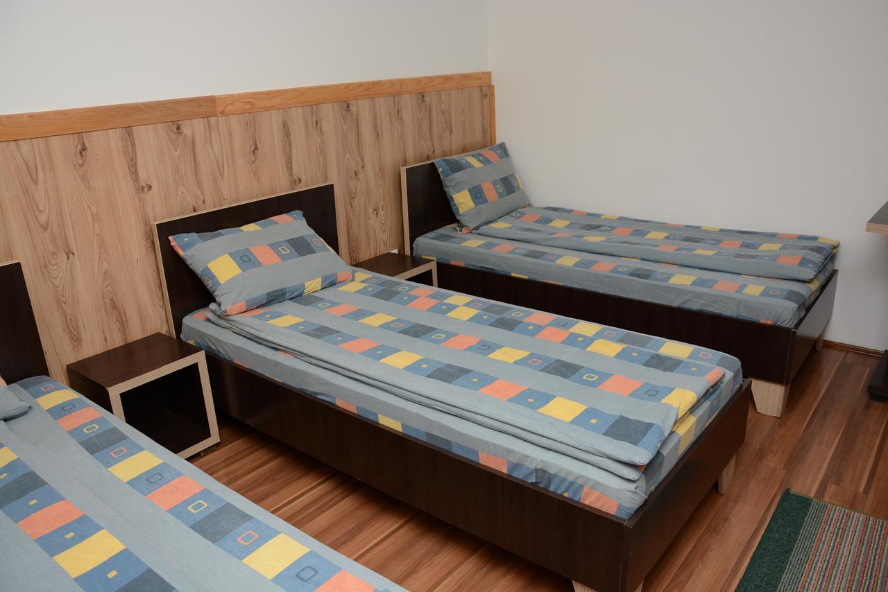 Mm Narcis Bed & Breakfast Vlasina Rid Ngoại thất bức ảnh