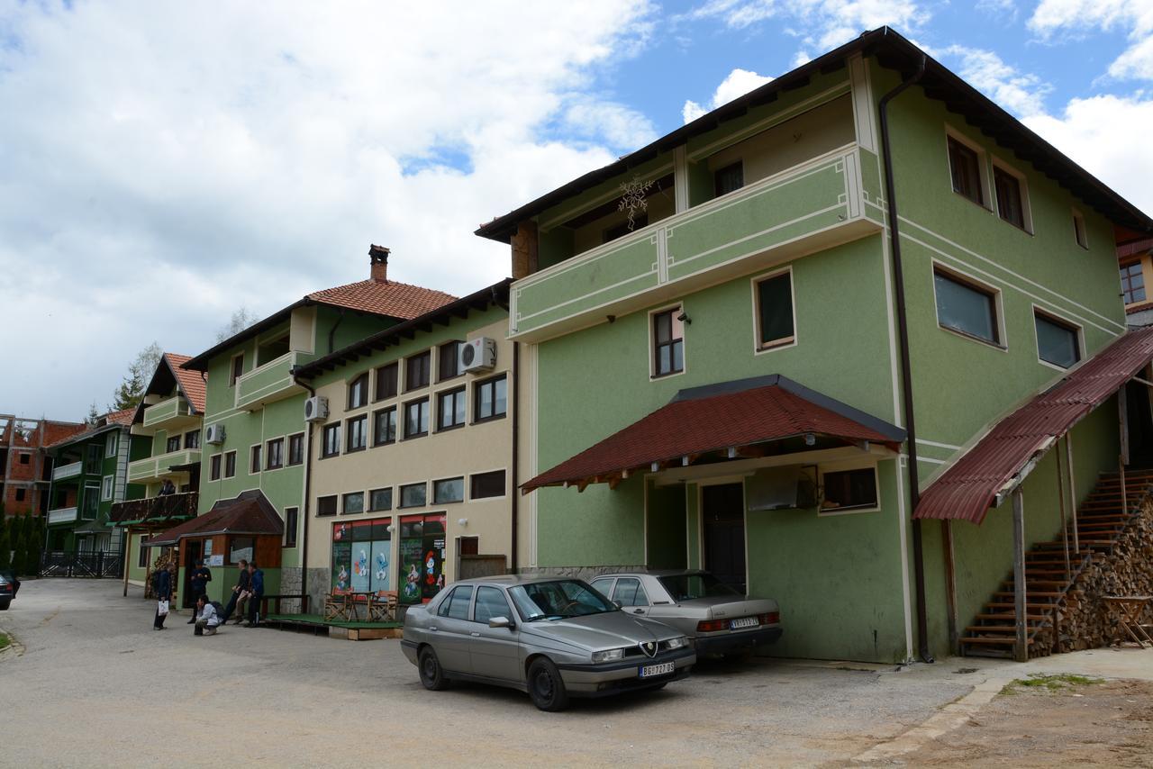 Mm Narcis Bed & Breakfast Vlasina Rid Ngoại thất bức ảnh