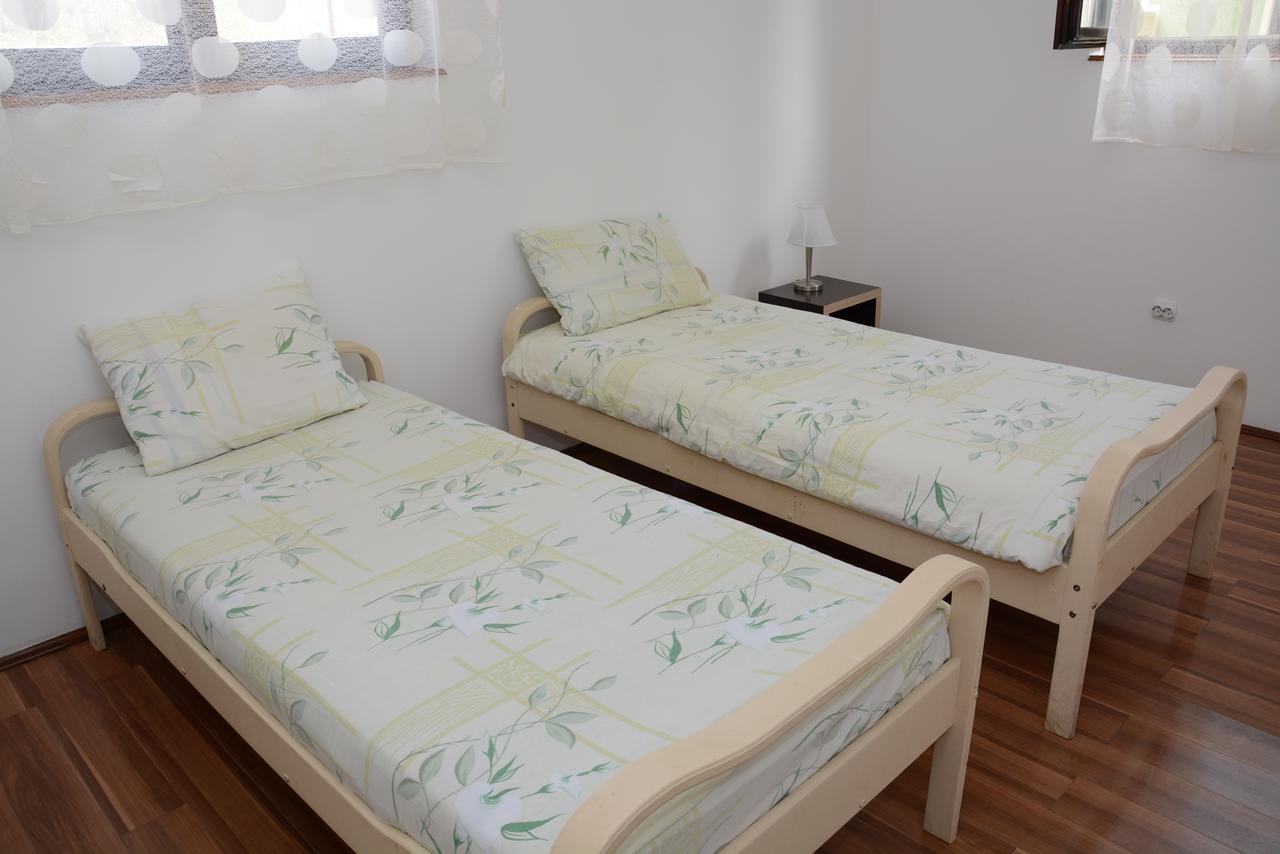 Mm Narcis Bed & Breakfast Vlasina Rid Ngoại thất bức ảnh