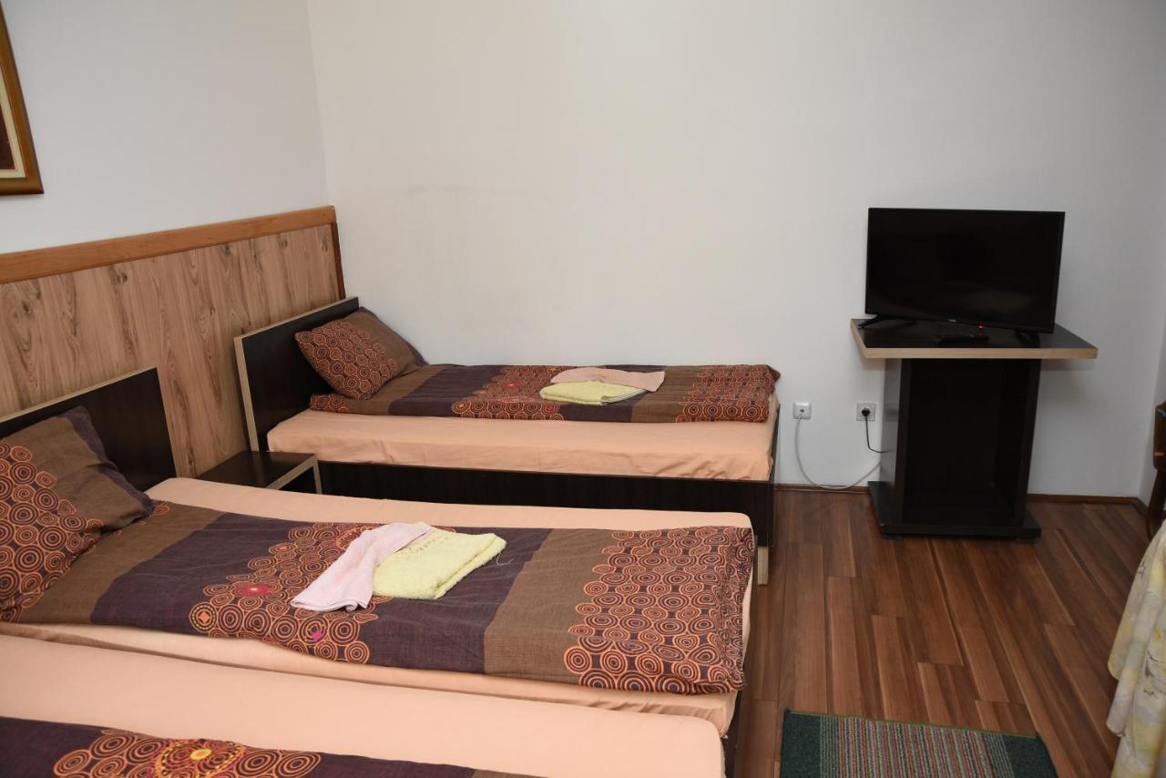 Mm Narcis Bed & Breakfast Vlasina Rid Ngoại thất bức ảnh