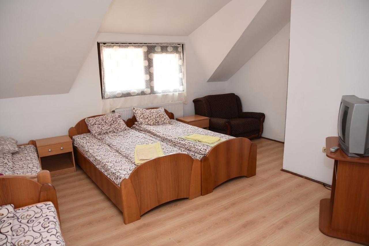Mm Narcis Bed & Breakfast Vlasina Rid Ngoại thất bức ảnh