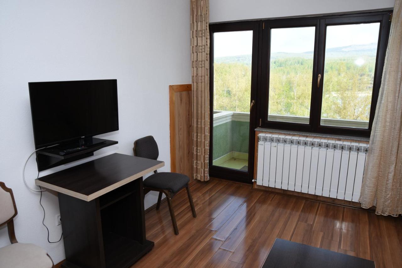 Mm Narcis Bed & Breakfast Vlasina Rid Ngoại thất bức ảnh